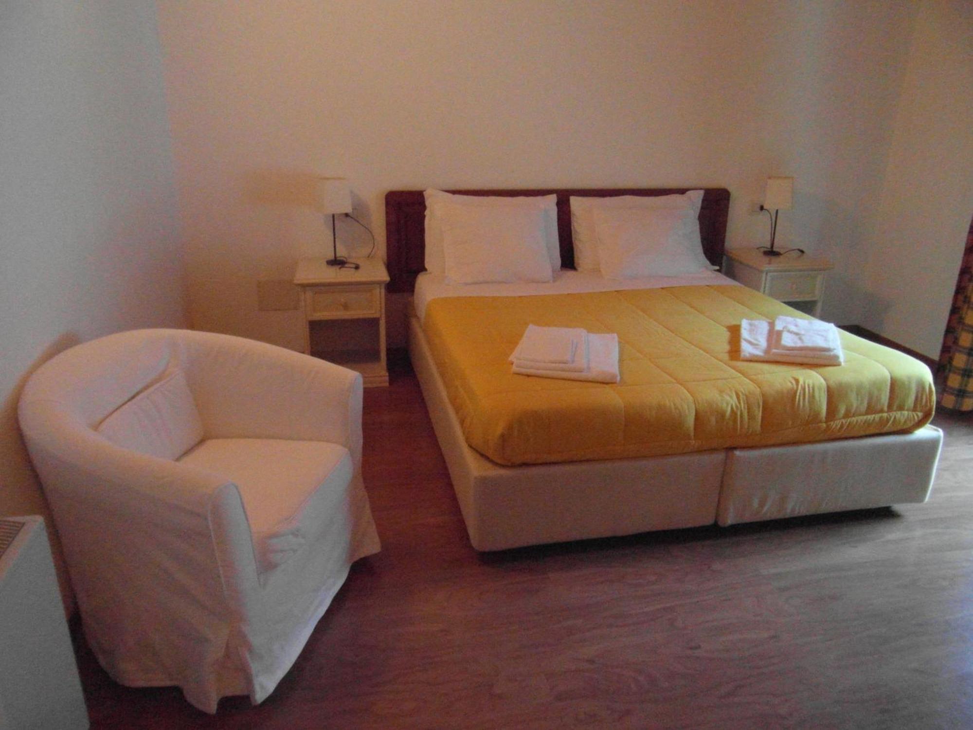 Residence I Fiori Piantedo Szoba fotó